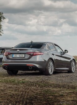 Alfa Romeo Giulia 2.2 JTDm 154 kW MANUÁL 57.000km - 4