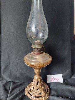 Petrolejová lampa na noze - 4