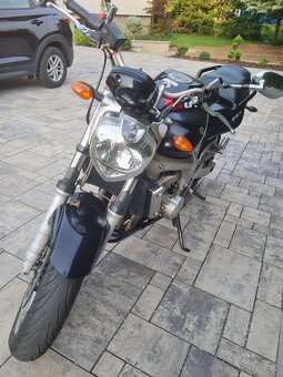Yamaha FZ6N 2004 nepojízdná - na opravu nebo díly - 4