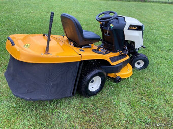 Zahradní traktor Cub Cadet - 4