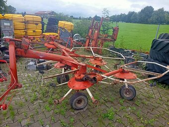 Obraceč sena Kuhn 5,2 m - 4