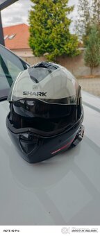 Prodám dvakrát helmu Shark evoline plus intercomy - 4