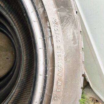 Continental contiWintercontact TS 830P 245/45R18 100V - 4