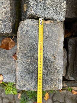 Žulové kostky cca 15x15x25cm - 4