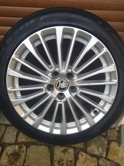 Alu kola Audi A6 8.0Jx18H2 Et39 5x112 Škoda VW - 4