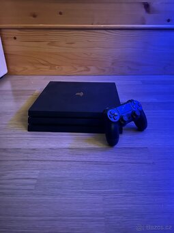 PS4 Pro - 4