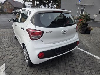 Hyundai i10 1.0i rok 2017 jen 109tkm - 4