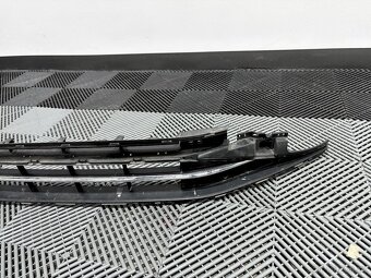 Mřížka pro přední nárazník - středová VW Passat B8 Facelift - 4