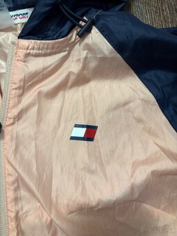 Vetrovka Tommy Jeans - 4