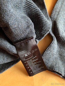 pánský tm. šedý svetr zn. H&M - vel. M - nový - 4