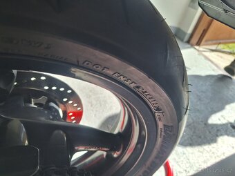 Ducati Monster 695 - 4