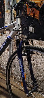 Trekingové kolo TRIUMPH 28" - 4
