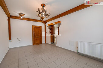 Prodej komerčních prostor 456 m2, pozemek 551 - Mladá Bolesl - 4