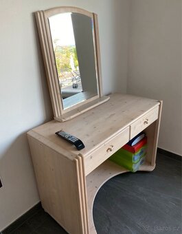 Kompletní ložnice z masivního dřeva velká sestava - 4
