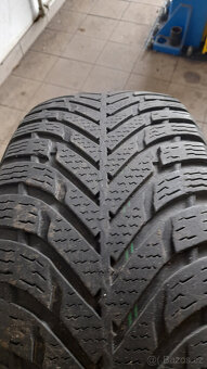 Zimní pneu NOKIAN 215/60 R17 - 4
