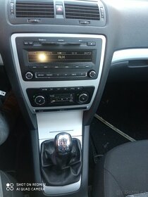 Prodám Škoda Octavia 1,4 TSI 90 KW - 4