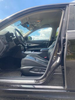 Infiniti Q70 2.2d Premium, 125 kW, Výborný stav - 4