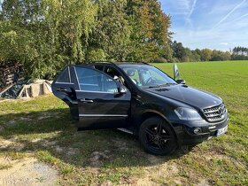 Mercedes ML 164 - 4