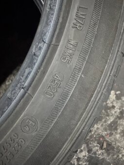 Letni pneu Barum Bravuris 225/45/17 - 4