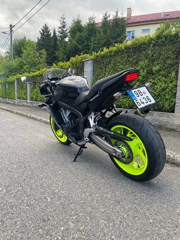 Honda CBR 650F - 4