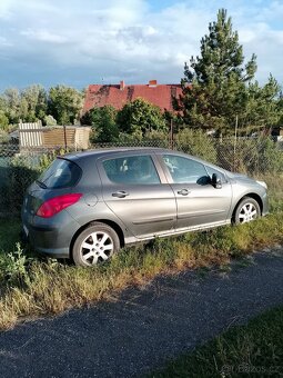 Peugeot 308 - 4
