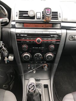 Mazda 3 BK 2.0 105kw - 4
