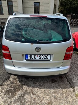 Prodám Volkswagen Touran 2.0 FSI - 4