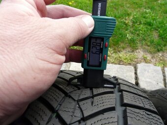 ZIMNÍ PNEU GOOD YEAR ULTRA GRIP SUV 215/60R17 - 4