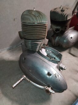 Motor Jawa 250/353 - 4