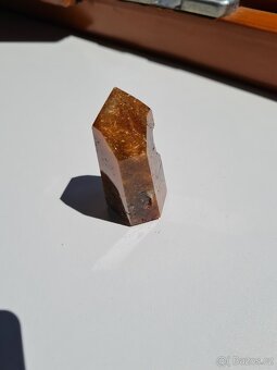 Achát na stojanku - 4