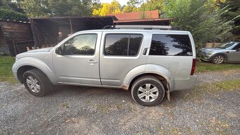 Nissan pathfinderR51 - 4