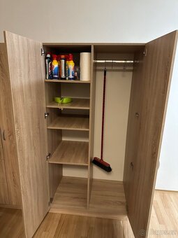 Dvě velké skříně - 4