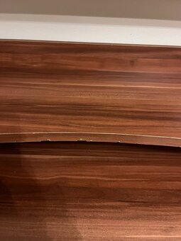 Velky pracovní / psací stůl - 4