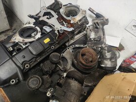Díly motoru BMW m54b30 - 4