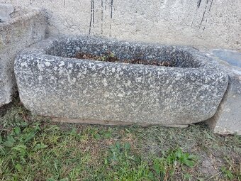 Prodám kamenné koryto - 4