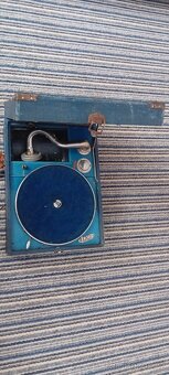 Gramofon na renovaci - 4
