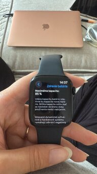 Apple Watch Series 7 45mm - 4