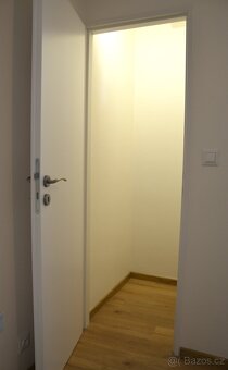 Pronájem bytu 2+1, 70m2 po rekonstrukci, Praha 9 Vysočany - 4
