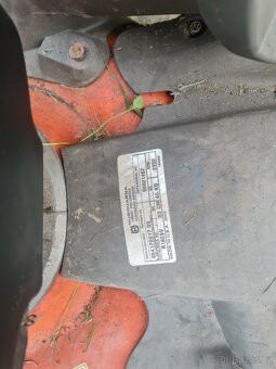 Husqvarna sekačka - 4