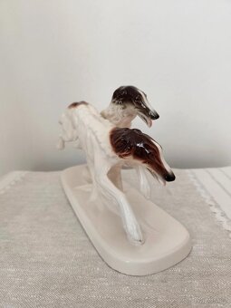 Hertwig chrti psy porcelánová soška - 4