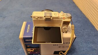 Olympus STYLUS XZ-2 - 4