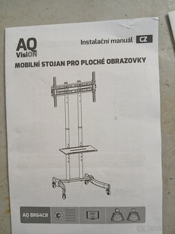 Stojan na televizi. - 4