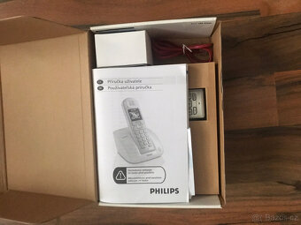 Prodám telefon PHILIPS - 4