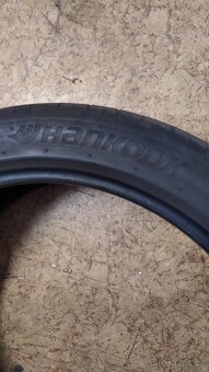Letní pneu 285/40R22 - 4