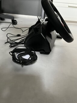 Herní volant Logitech - 4