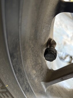 TPMS - měření tlaku v pneu - téměř nové, málo použité - 4