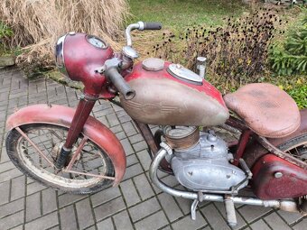 Jawa pérák - 4