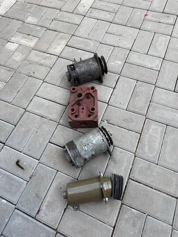 Prodam zbytky dilu na zetor - 4