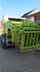 Lis Claas Quadrant 2200 na hranaté balíky Balíkovač Krone - 4
