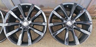 Alu kola 5X112 ,17, Octavia 3, Superb 2 - TOP STAV - 4